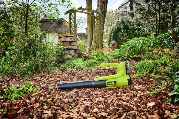 Воздуходувка аккумуляторная Ryobi RY18BLA / 5133005411 (без батареи)