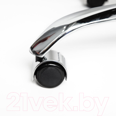 Кресло офисное Tetchair Сн9944 (хром/кожзам черный)