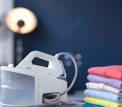 Утюг с парогенератором Braun IS3132WH