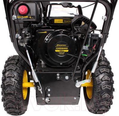 Снегоуборщик бензиновый Champion ST662E