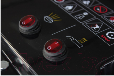 Снегоуборщик бензиновый Champion ST662E