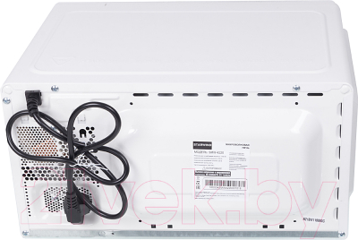 Микроволновая печь StarWind SMW4220 (белый)