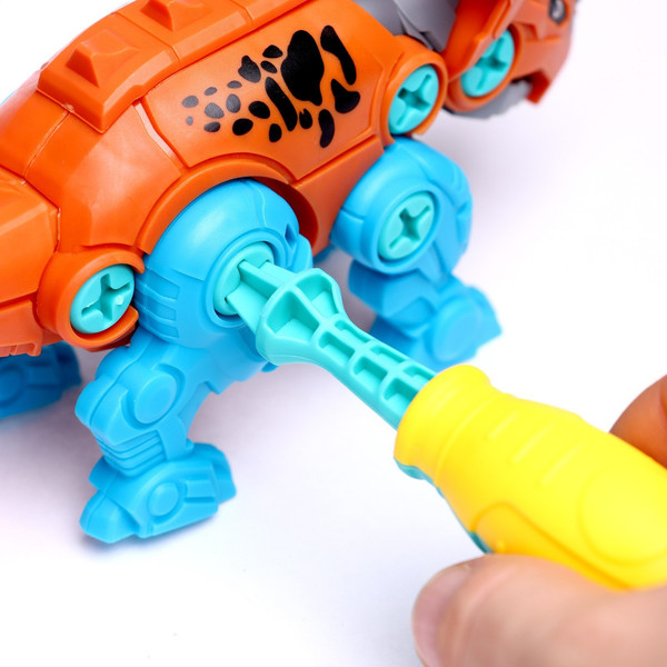 Игрушка-конструктор Sima-Land Трицератопс 7015998 / D932