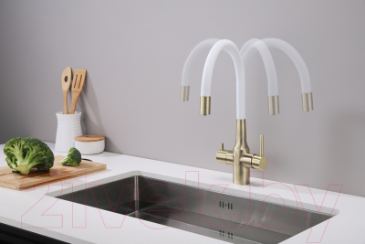 Смеситель Paulmark Salix Sa213419-BRw (бронза/белый)