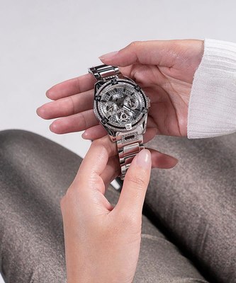 Часы наручные женские Guess GW0464L1