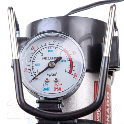 Автомобильный компрессор Skyway Торнадо АС-580 Стандарт