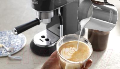 Кофеварка эспрессо DeLonghi Dedica Arte EC885.GY