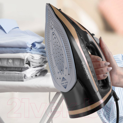 Утюг Endever Delta-226 (черный/бежевый)