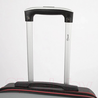 Чемодан на колесах Grott 321-591/5-23SGR