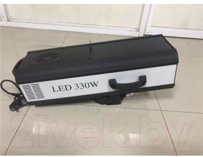 Прожектор сценический Golden FS150LED 150w