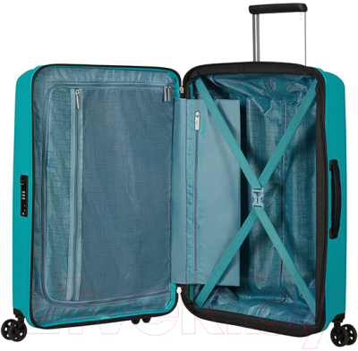 Чемодан на колесах American Tourister Aerostep MD8*21 002