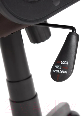 Кресло офисное Tetchair СН747 кожзам (коричневый)