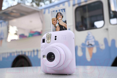 Фотоаппарат с мгновенной печатью Fujifilm Instax Mini 12