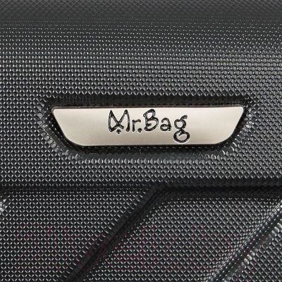 Чемодан на колесах Mr.Bag 338-9101/5-18BLK