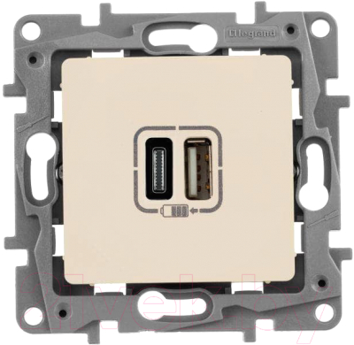 Розетка Legrand Etika 672336 - фото