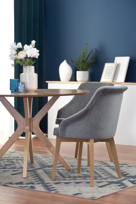 Обеденный стол Halmar Nicolas