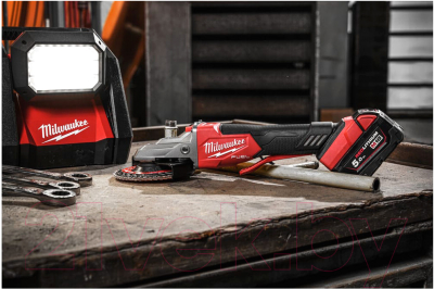 Угловая шлифовальная машина Milwaukee M18FSAGF125XPDB-0X / 4933478439
