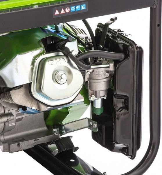 Бензиновый генератор СибрТех БС-8000 (94547)