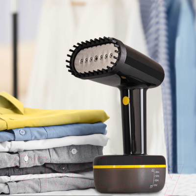 Отпариватель Endever Odyssey Q-457 (черный/желтый)