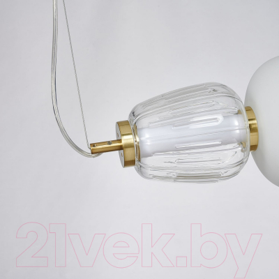 Потолочный светильник FAVOURITE Bella 4057-3P