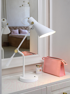 Настольная лампа ArtStyle HT-706W