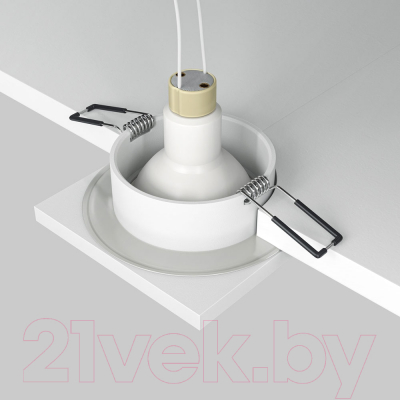 Точечный светильник Maytoni Stark DL083-01-GU10-SQ-W