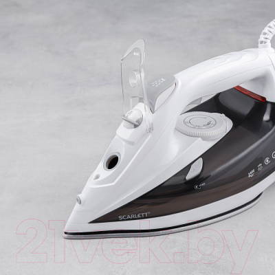 Утюг Scarlett SC-SI30K40
