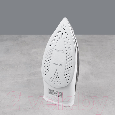 Утюг Scarlett SC-SI30K40