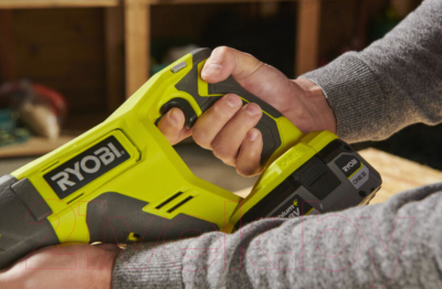 Сабельная пила Ryobi RRS18-0