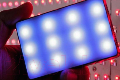 Осветитель студийный Aputure Amaran AL-MC