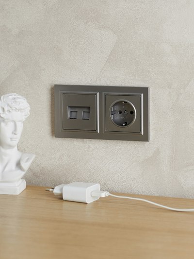 Рамка для выключателей и розеток IEK Brite BR-M22-K46