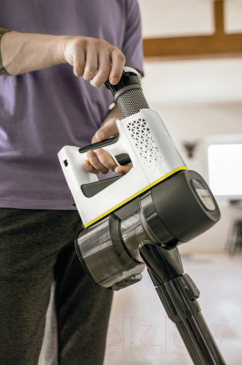 Вертикальный пылесос Karcher VC 4 Cordless