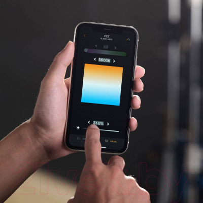 Осветитель студийный Godox VL300II