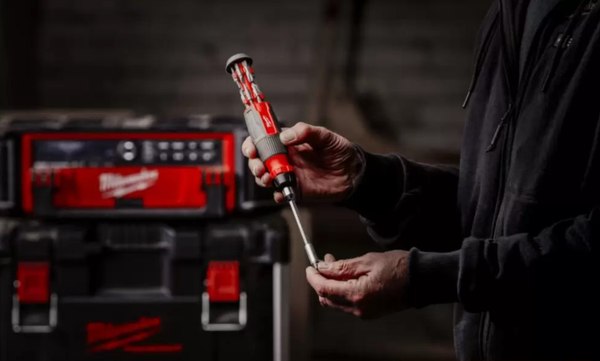 Отвертка Milwaukee 4932480583