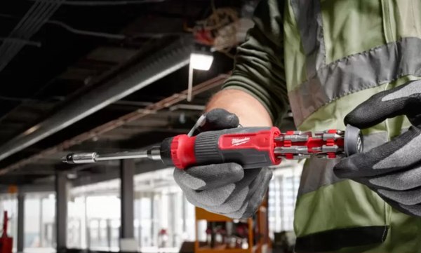 Отвертка Milwaukee 4932480583