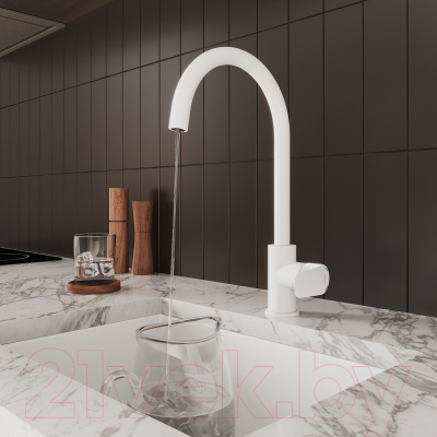 Смеситель Milardo Rora RORWTFJM05 (белый матовый)