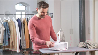 Утюг с парогенератором Braun IS 2561 WH