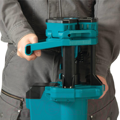 Прожектор Makita RUADML814