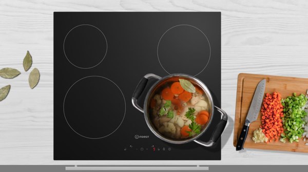 Электрическая варочная панель Indesit IRT 160 B