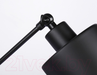 Настольная лампа Ambrella Traditional / TR8153