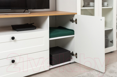 Шкаф с витриной Mobi Остин 16.394.02 (белый PE шагрень/дуб золотой craft/белая шагрень 4101 ПВХ)