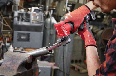 Ленточная шлифовальная машина Milwaukee M12 FBFL13-402B / 4933480961