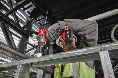 Аккумуляторная дрель-шуруповерт Milwaukee M18 FDD3-0X / 4933479862