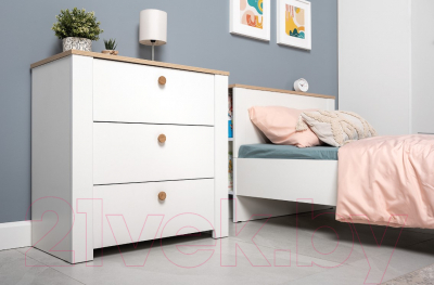 Комод Mobi Джастин 16.228.03 (белый PE шагрень/дуб белый Exclusive OW D4430)