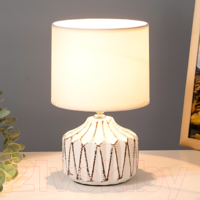 Прикроватная лампа Aitin-Pro ННБ 04-40-172 / YH9005C