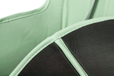 Стульчик для кормления NINO Lark