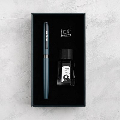 Ручка перьевая Малевичъ С черной тушью и значком / 196433