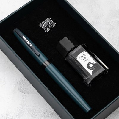 Ручка перьевая Малевичъ С черной тушью и значком / 196433