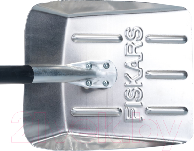 Лопата для уборки снега Fiskars 1000740