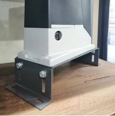 Площадка регулировочная для ворот Nice CRA8